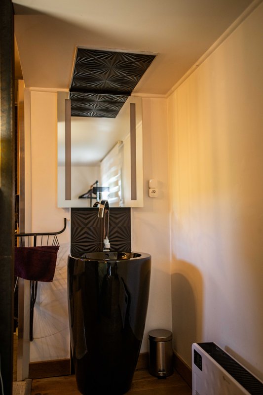 Tiny A XXL & Spa à Saint Germain Des Champs (17)