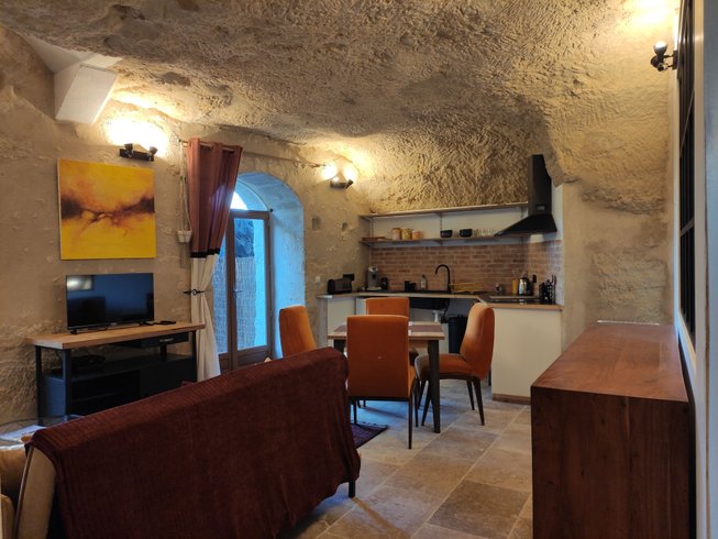 Hébergement AbracadaRoom : Gîte troglodytique "le 161" - Image 2