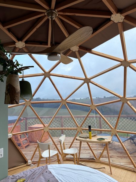 Hébergement AbracadaRoom : La butte et son bain nordique - Image 11