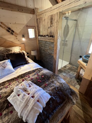 Hébergement AbracadaRoom : Cabane La Cébriot & Spa & Sauna - Image 10