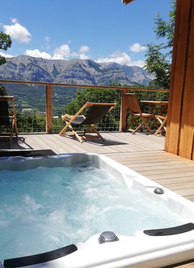 Cabane Spa des Chastelas à St Julien En Champsaur