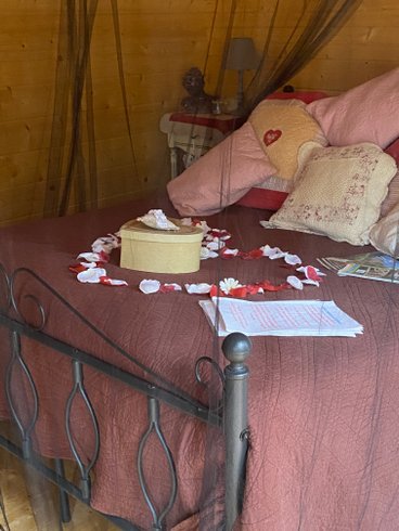 Hébergement AbracadaRoom : Cabane Romantique Du Jardin Balnéothérapie - Image 20