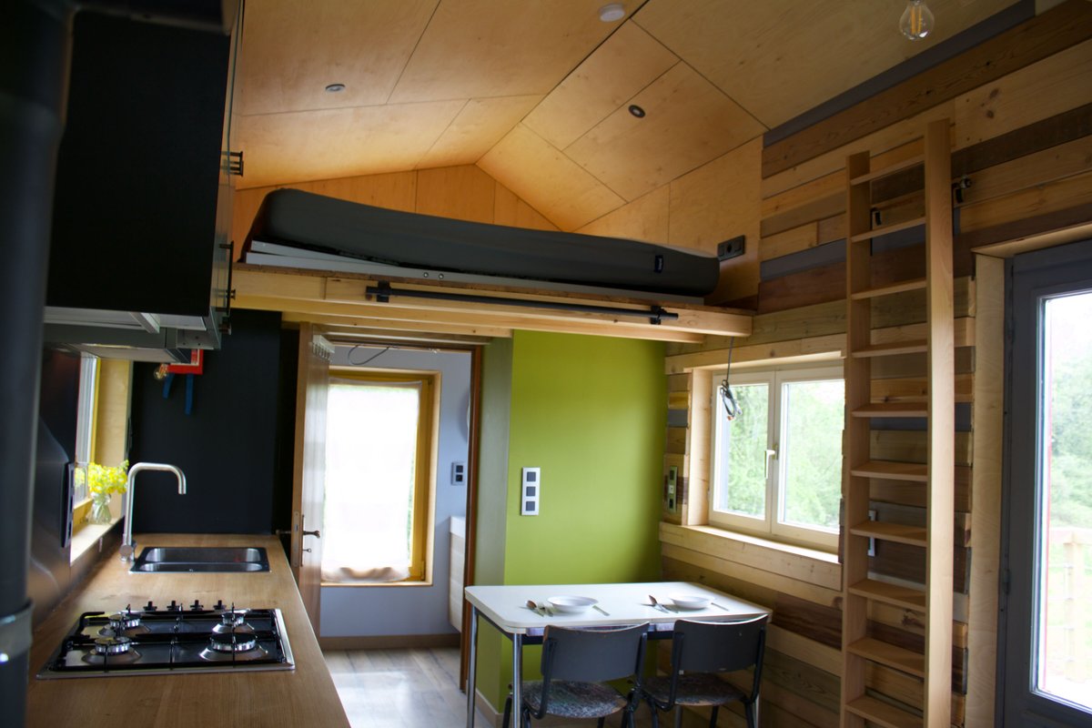 Les Jours Heureux Tiny House à Villers-Le-Gambon (13)