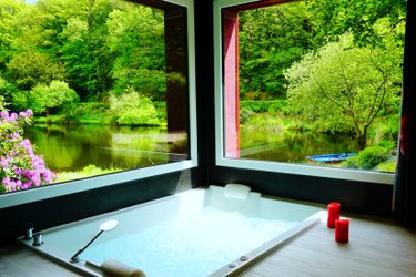 L’Extase – Domaine Privatisé avec Balnéo & Sauna à Arzano (1)