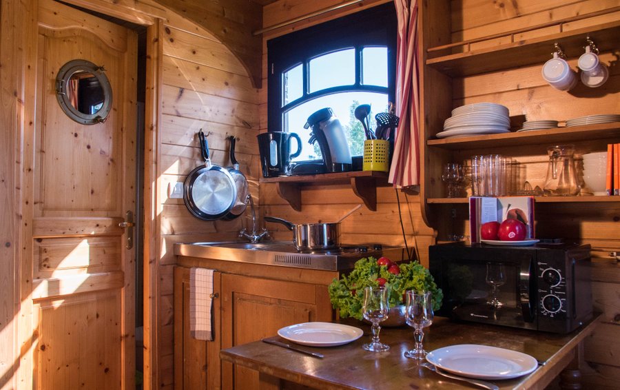 Hébergement AbracadaRoom : La Roulotte familiale Premium - Image 12