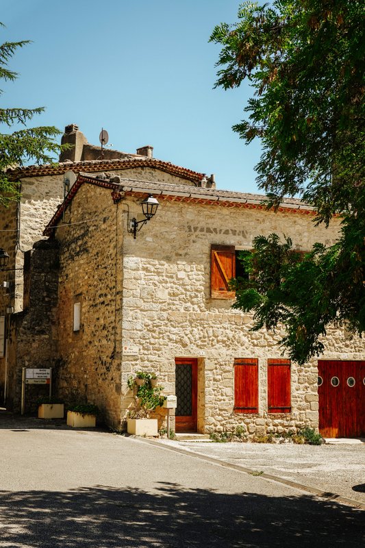 Homnest - Infusion Provençale - Lisière & Ocres à Viens (30)