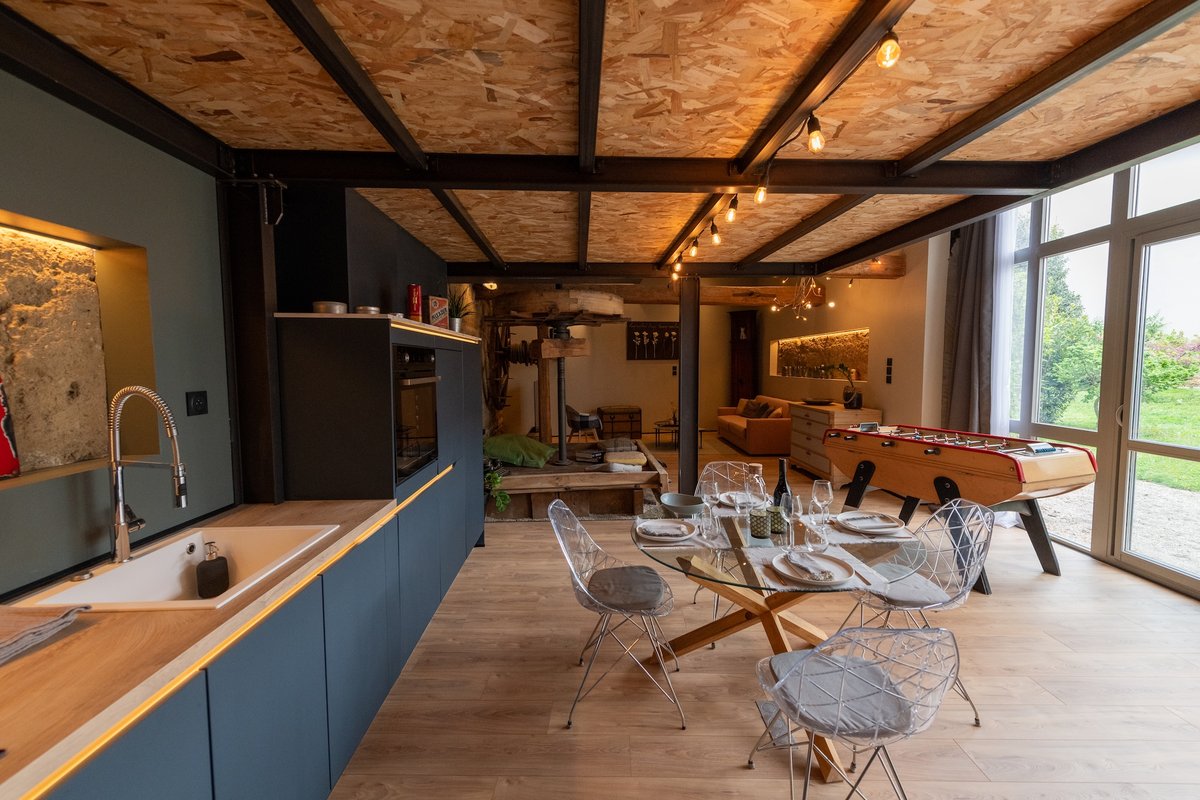 La Grange Moderne, authenticité et design à Vourles (10)