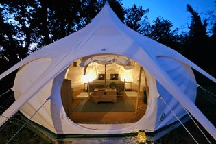 Lotus belle tipi Le Ranch Camping et Glamping