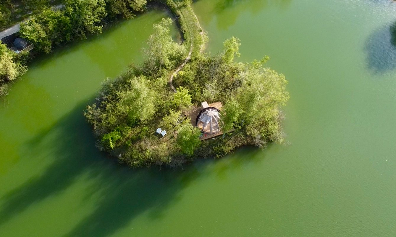 Le Dôme étoilé sur l'île à Gravon (1)