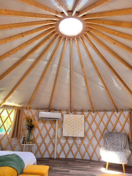 Hébergement AbracadaRoom : Yourte & Spa - Image 3