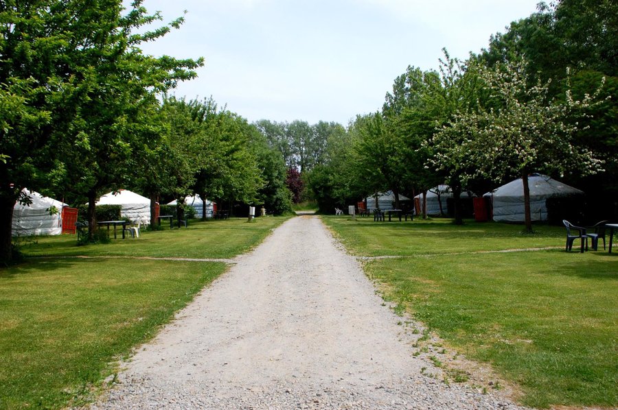 Domaine AbracadaRoom : Le Village Insolite - Image 1