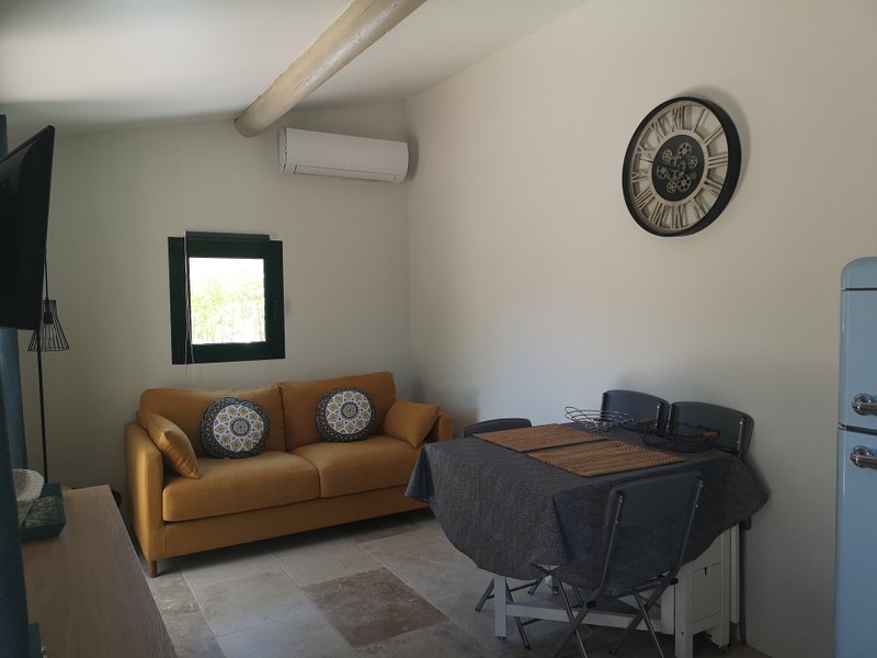 Domaine AbracadaRoom : Roulotte la Clé du Luberon - Image 17