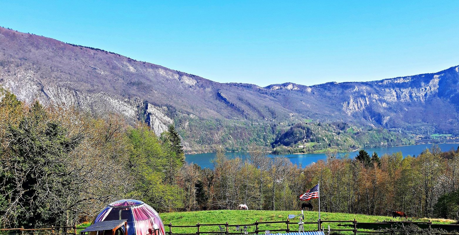 Bulle Texas – Luxe  & SPA – Vue Lac Aiguebelette à Novalaise (6)