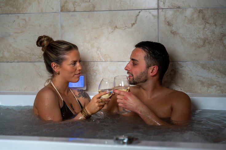Hébergement AbracadaRoom : Suites Révélation, balnéo et sauna - Image 9