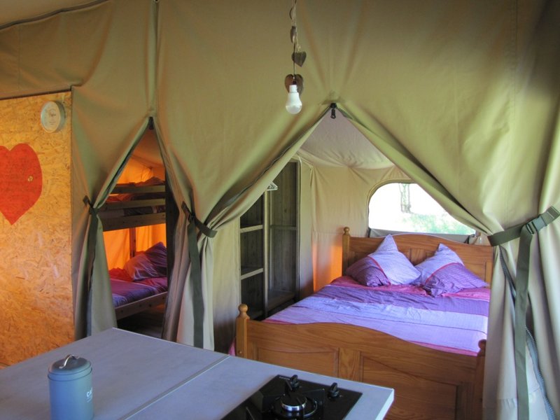 Hébergement AbracadaRoom : Tente Lodge Cerise - Image 3