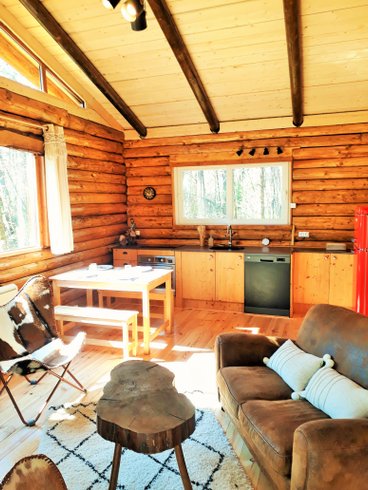 Hébergement AbracadaRoom : Magnifique Chalet en rondin en foret avec SPA en pleine nature - Image 7