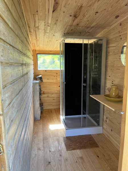 Hébergement AbracadaRoom : Cabane au bord de l'eau - Image 9