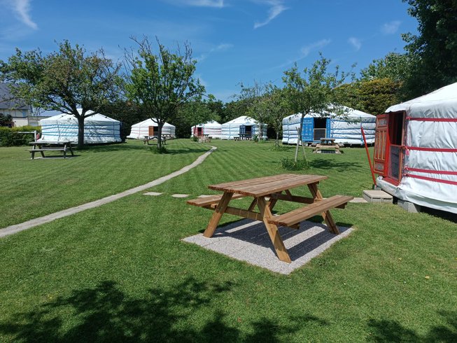 Hébergement AbracadaRoom : Yourte 4-6 pers - Grande Naturel - 4ème - Image 1