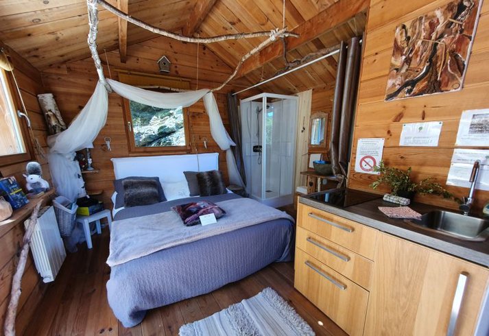 Hébergement AbracadaRoom : Cabane Ecureuil & spa - Image 6