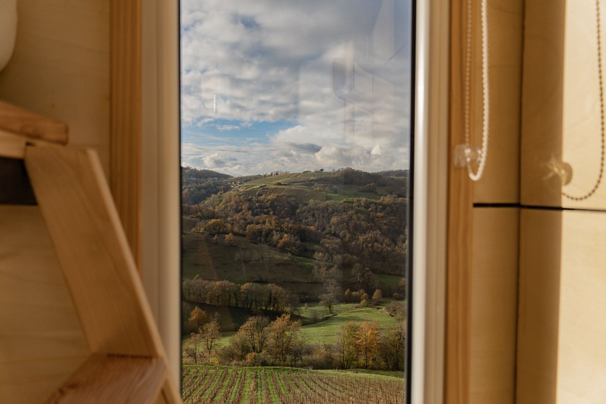 Belvédère du Haut Bugey - Refuge dans les cépages à Boyeux-Saint-Jérôme (43)