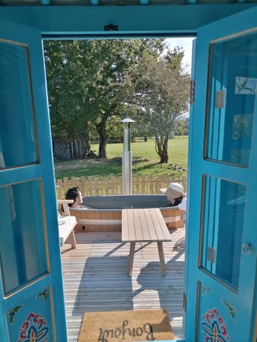 Hébergement AbracadaRoom : La Yourte cocooning Moroodol et son bain nordique - Image 3