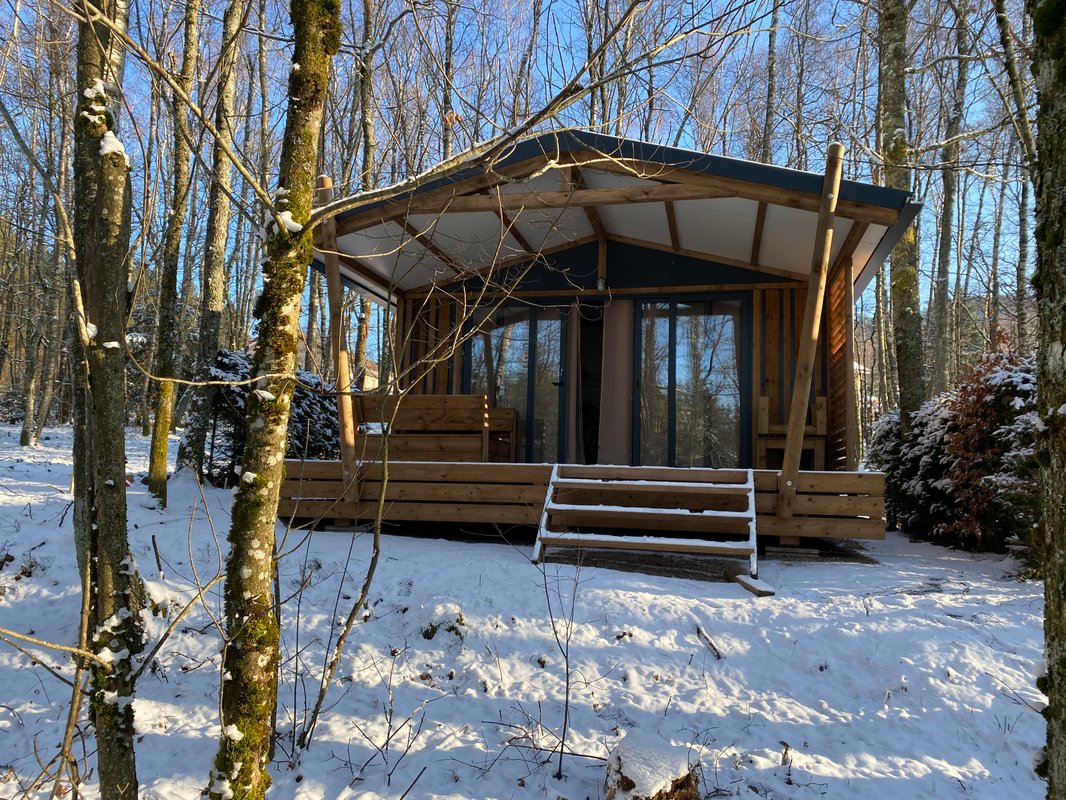 HY•Lødge Spa-2pers N°1 (Chalet nature avec spa privatif) à Anould (24)