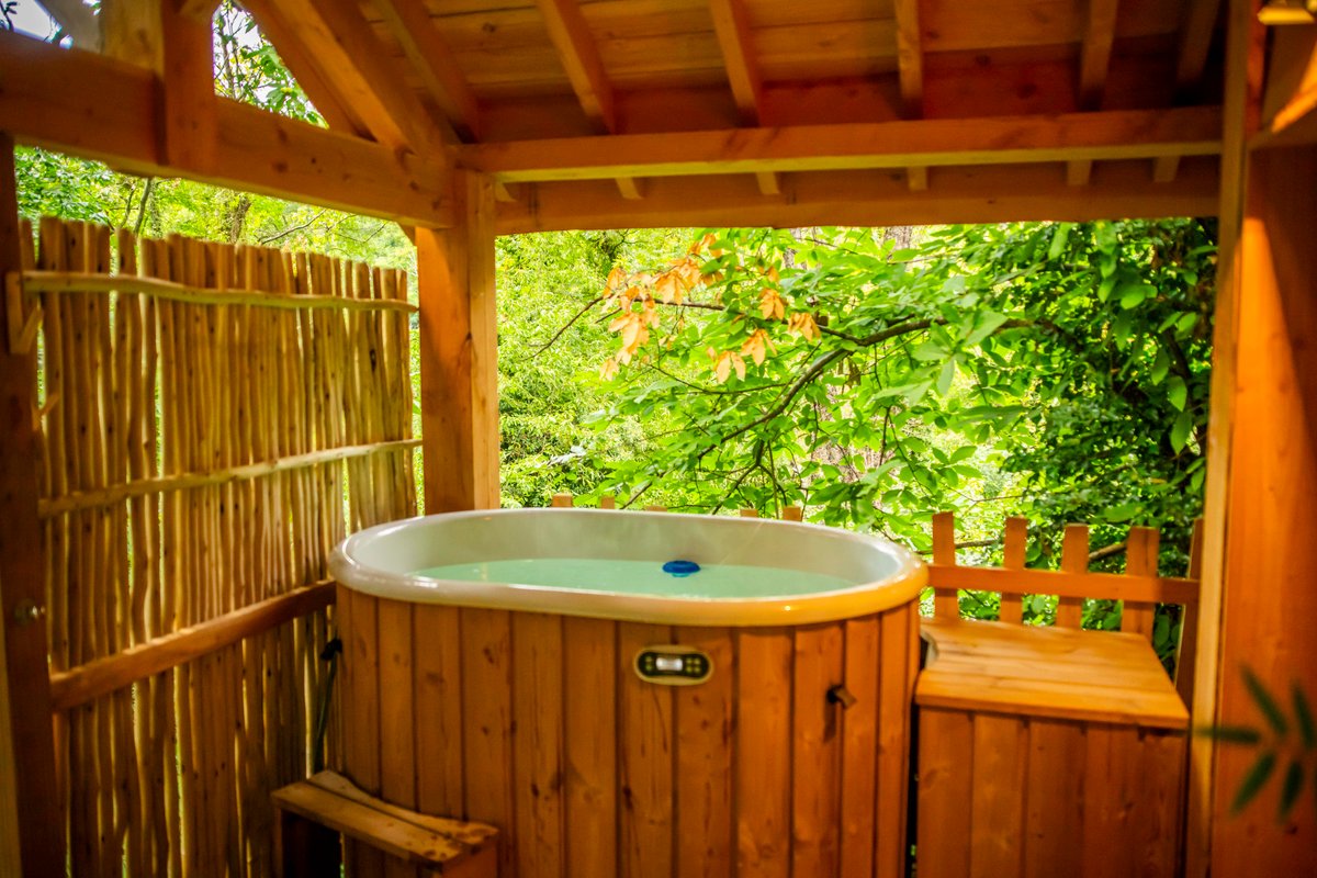 Cabane SPA Lov'nid à Gillonnay (6)