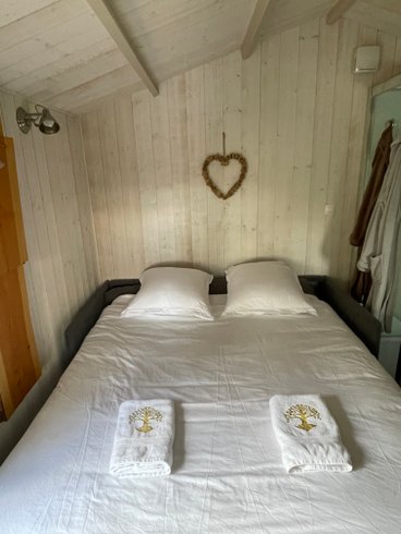 Domaine AbracadaRoom : Chalet cosy en bord de seine - Image 7