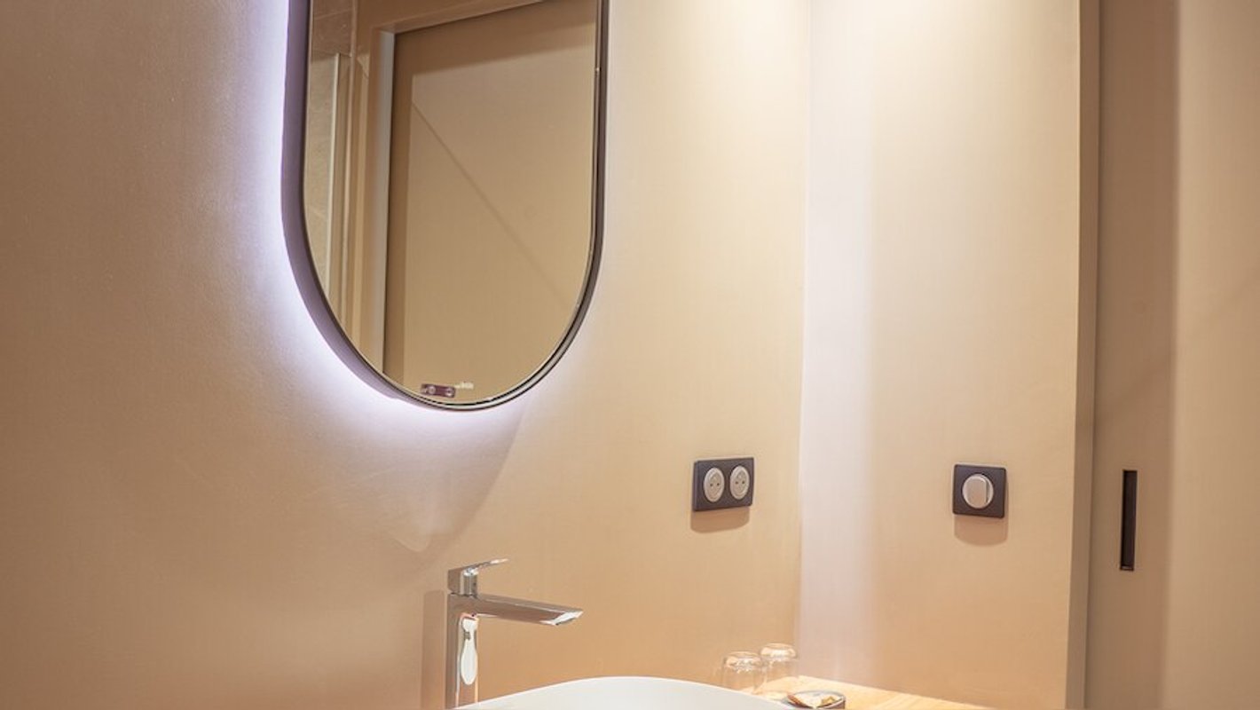 Suite Prestige Terrasse: sauna & bain nordique privatifs à Nazelles-Negron (8)