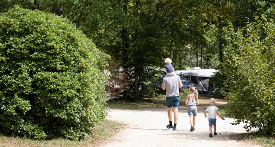 Domaine AbracadaRoom : Camping USHUAÏA Villages Au Bois Joli - Image 1