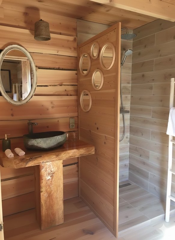 La cabane & spa Céleste à Les Salelles (7)