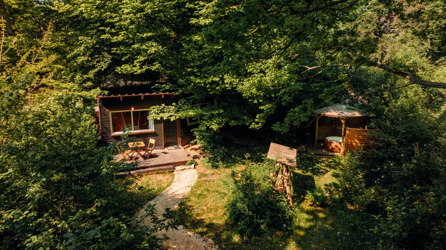 Hébergement AbracadaRoom : Cabane Spa "Cinq Éléments" - Image 1