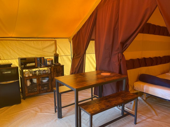 Hébergement AbracadaRoom : Les Insolites - Tente Indiana 2/4 pers. - Image 2