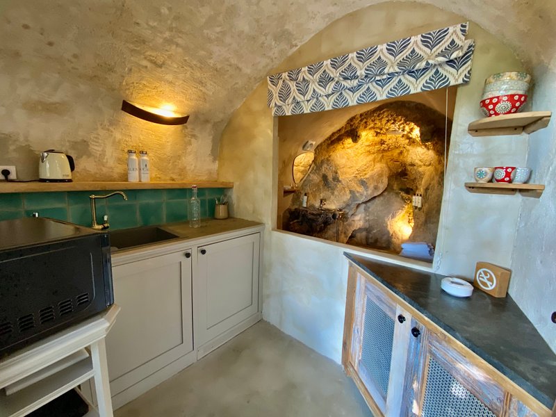 Hébergement AbracadaRoom : Troglodyte room in Provence - Image 7