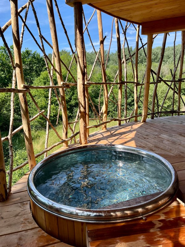 Cabane Spa Temps Suspendu à St-Léger-Aux-Bois (2)