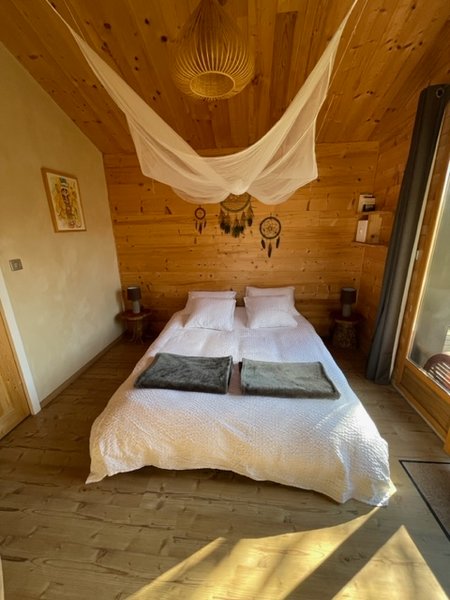 Hébergement AbracadaRoom : La Cabane aux Rêves Spa - Image 8