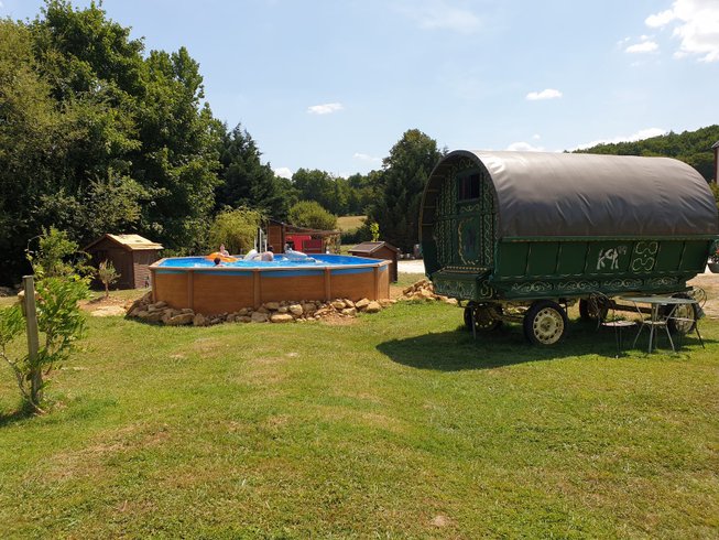 Domaine AbracadaRoom : La Maison du Bonheur - Image 1