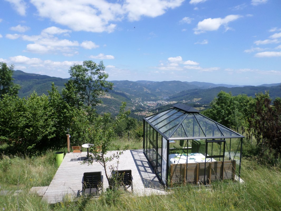 Pavillon Prairie, accès piscine & SPA à Jaunac (1)