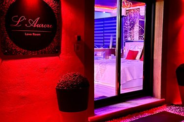 L’Aurore love room & Spa à Carpentras (2)