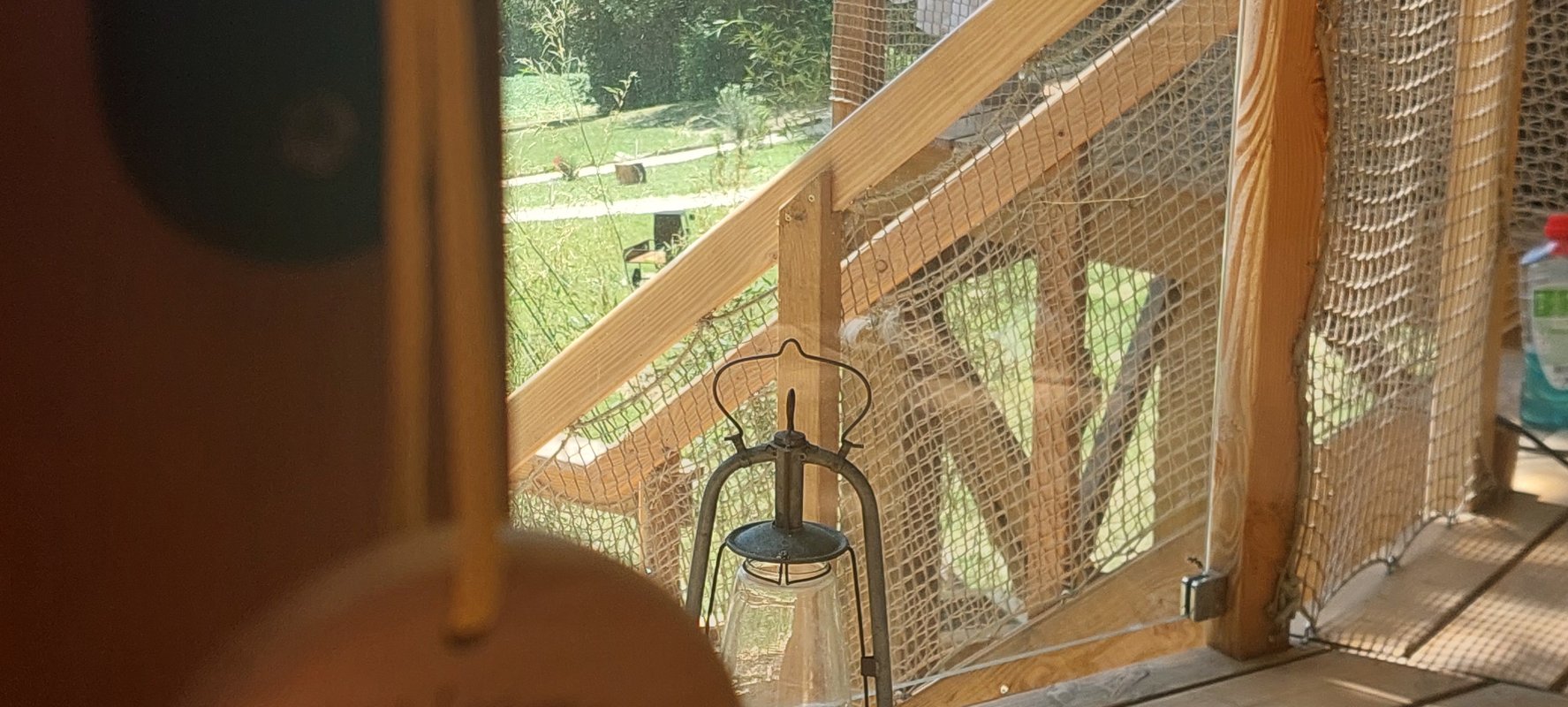 Cabane perchée BLOOMA & Spa à Sarrant (25)