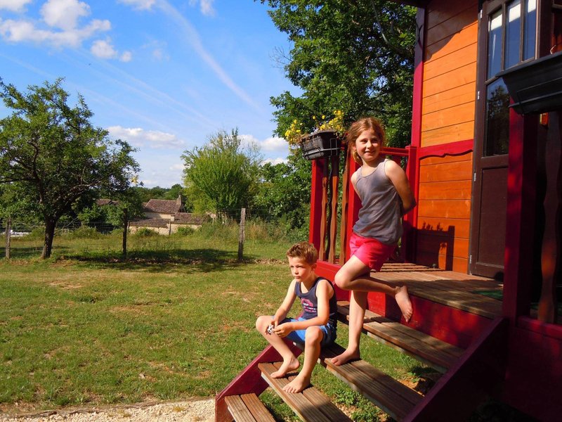 Hébergement AbracadaRoom : Roulottes - Image 2