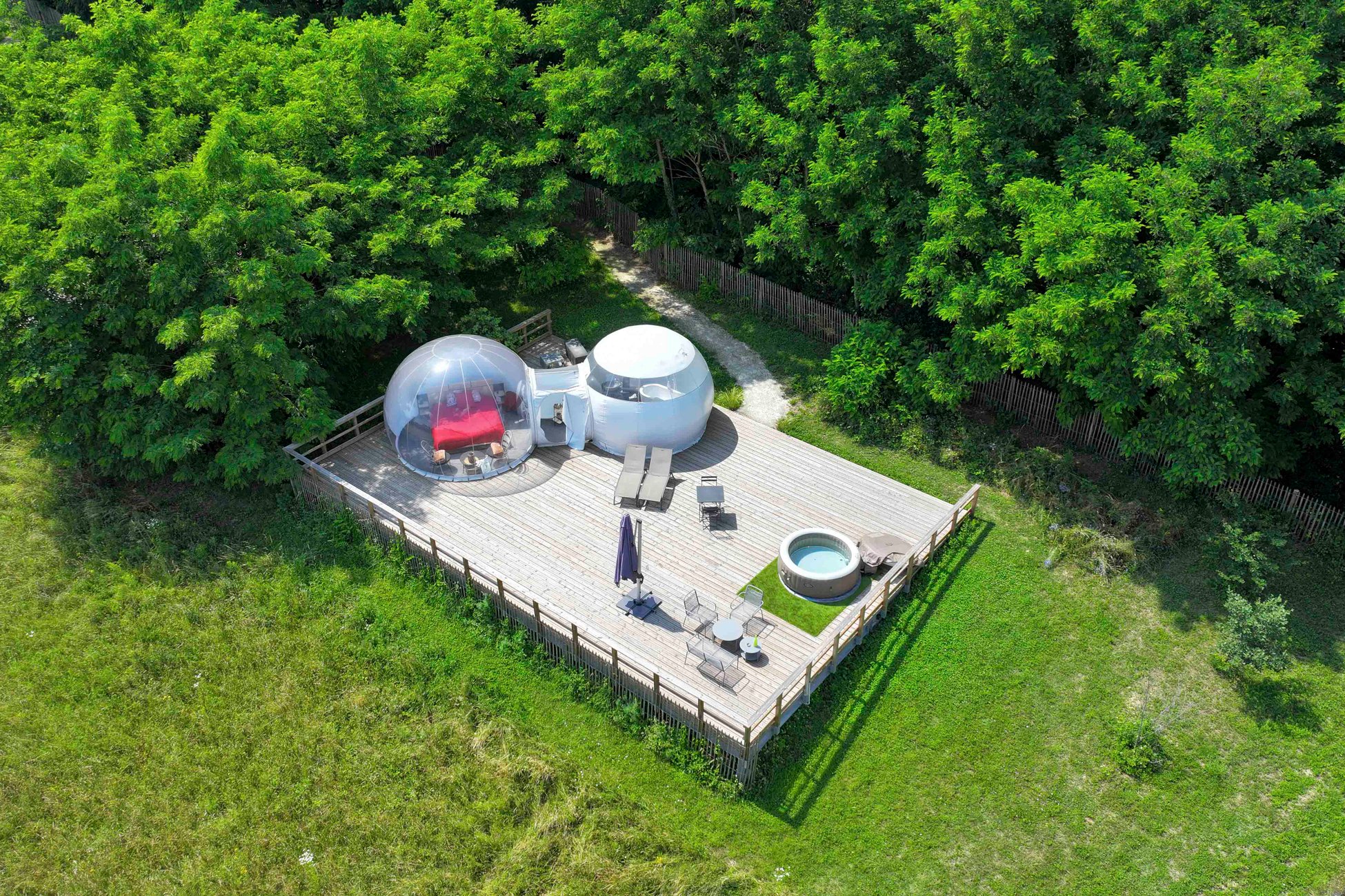 Hébergement UnicStay : La Bulle SPA Romantique à Jarcieu