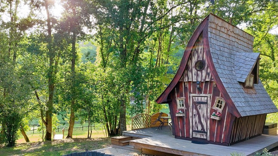 Hébergement AbracadaRoom : La Cabane Le Vieux Grimoire & Spa - Image 10