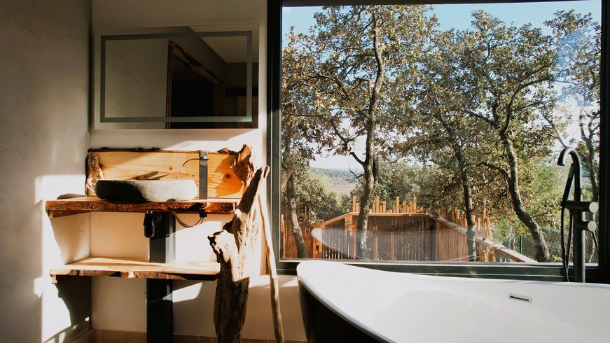 Hébergement AbracadaRoom : Villa Couple Baignoire Jacuzzi - Image 3