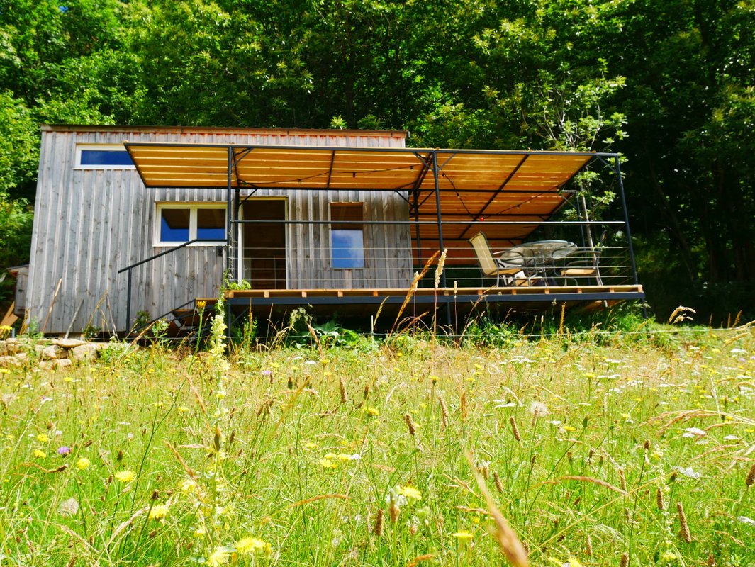 Tiny en pleine nature pour se ressourcer à St-Symphorien-De-Mahun (1)
