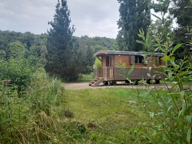 Hébergement AbracadaRoom : La roulotte des sources de Gulène - Image 2