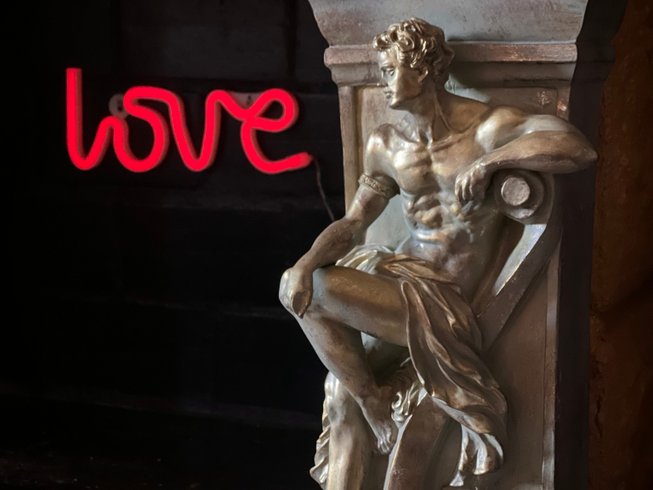 Hébergement AbracadaRoom : Le Boudoir Baroque – Escapade glamour en Bretagne - Image 12
