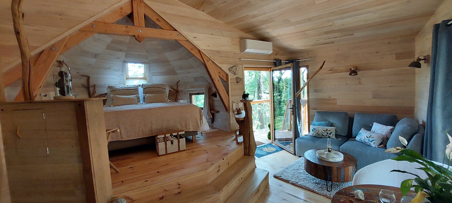 Cabane perchée GAIA & Spa à Sarrant (4)