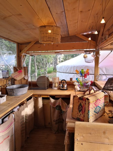 Hébergement AbracadaRoom : Yourte en Provence & piscine - Image 27