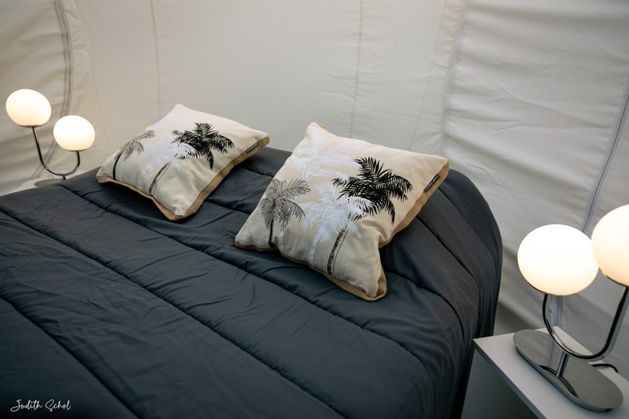 Hébergement AbracadaRoom : Bulle Fleur du jour - Image 4